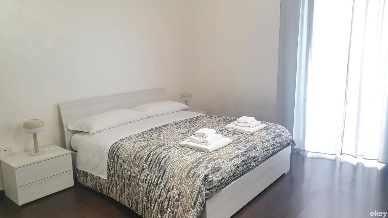 Star House - Bari Centro Apartment ภายนอก รูปภาพ